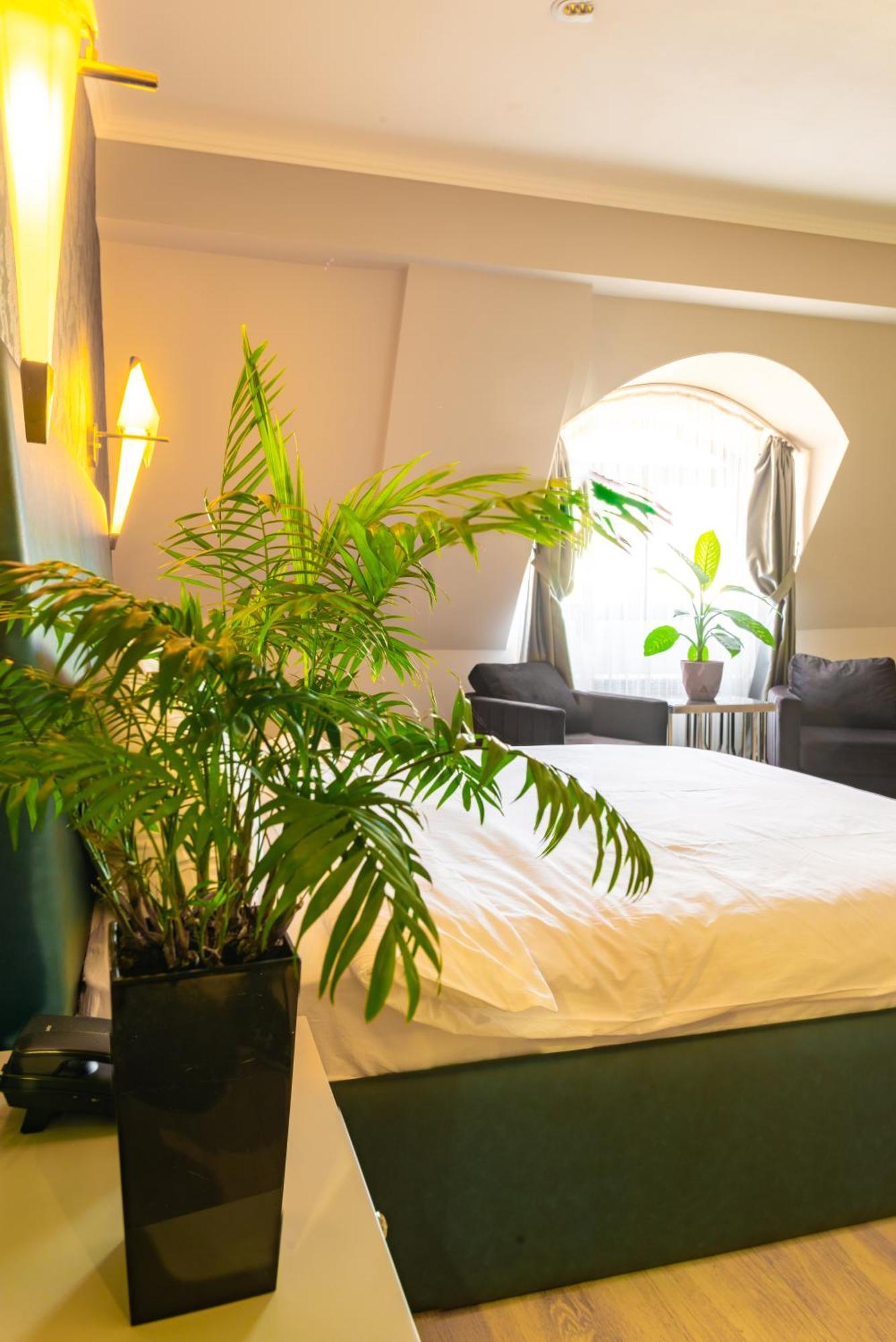 Downtown Hotel Batumi Eksteriør billede