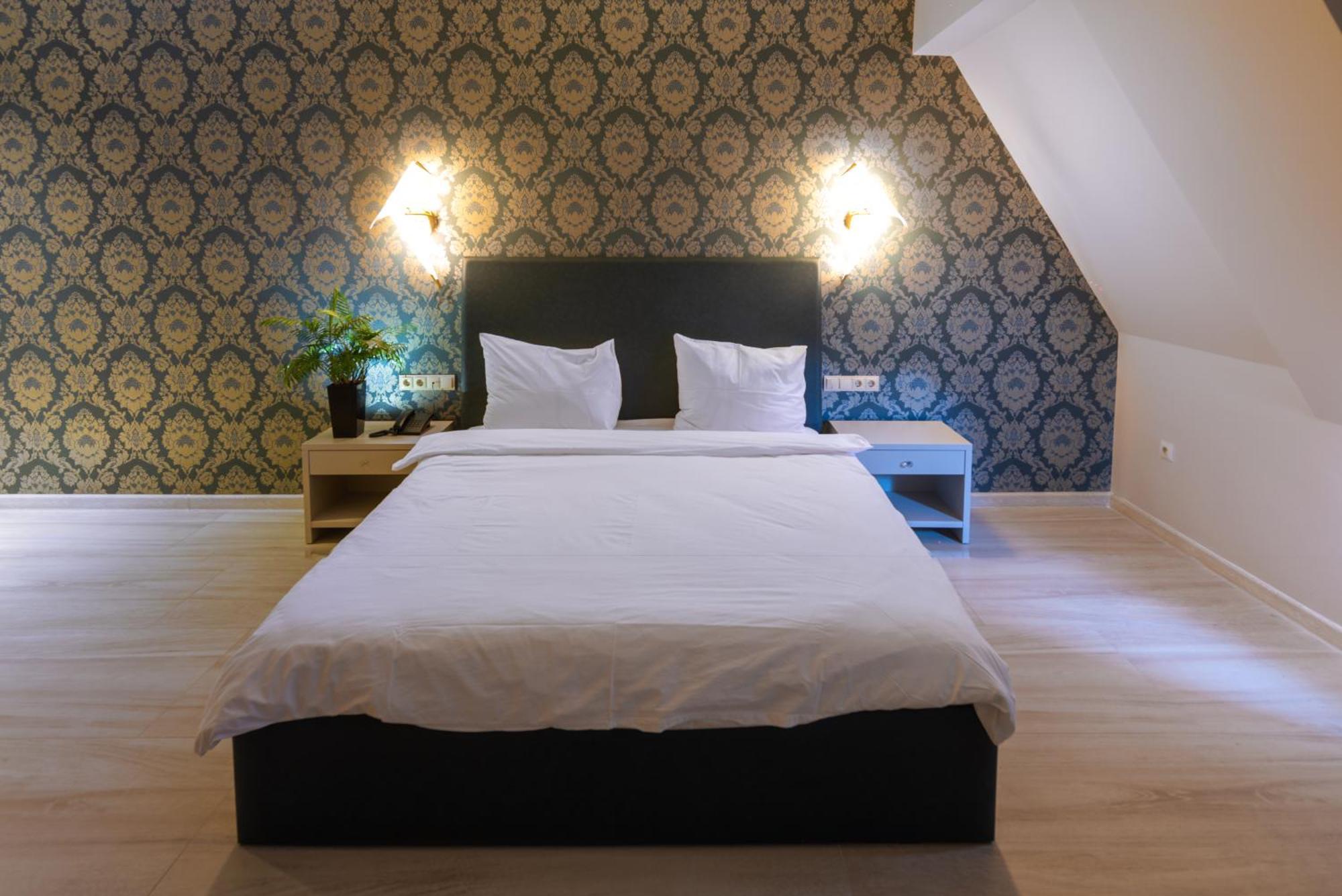 Downtown Hotel Batumi Eksteriør billede