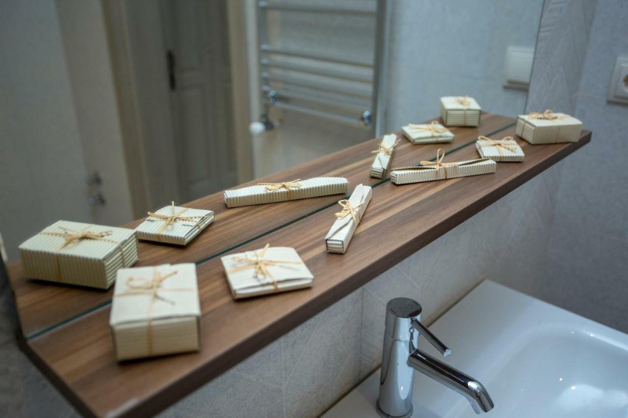 Downtown Hotel Batumi Eksteriør billede