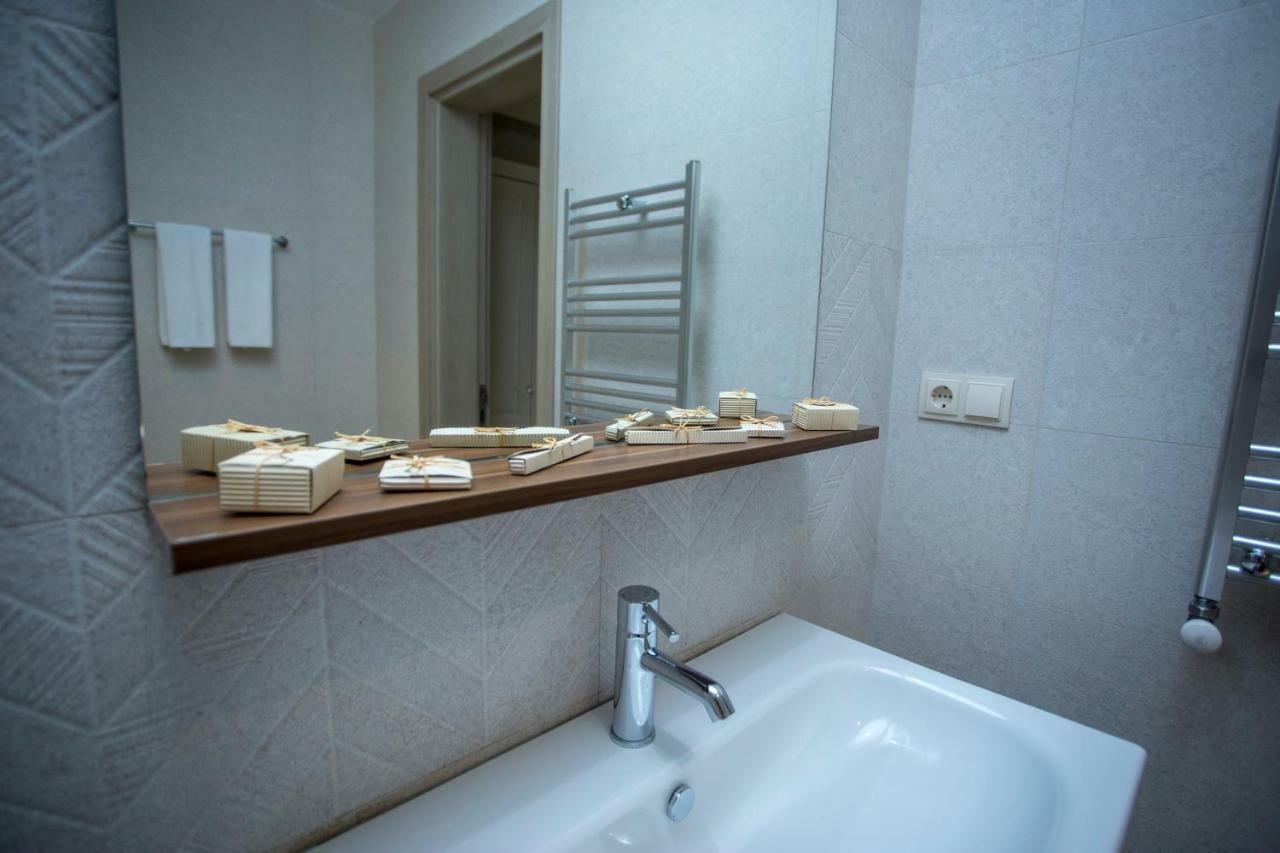 Downtown Hotel Batumi Eksteriør billede